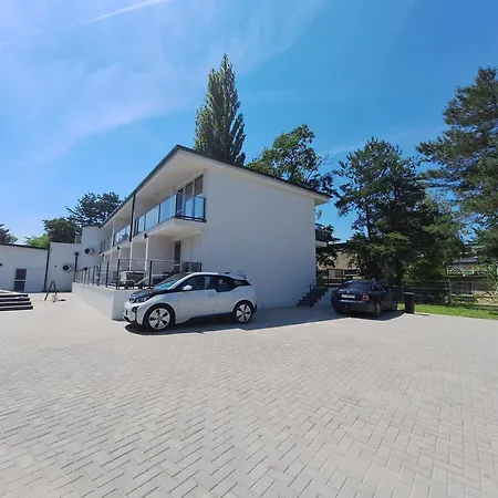 Sunday Rose Апартаменты Замарди