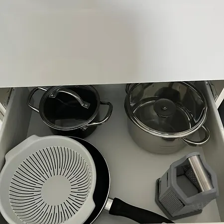 Sunday Rose Замарди