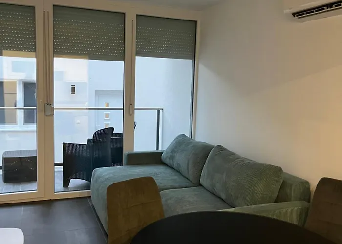 Sunday Rose 公寓 扎马迪