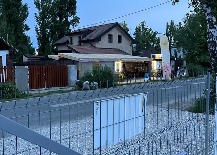 דירה Sunday Rose זמראדי